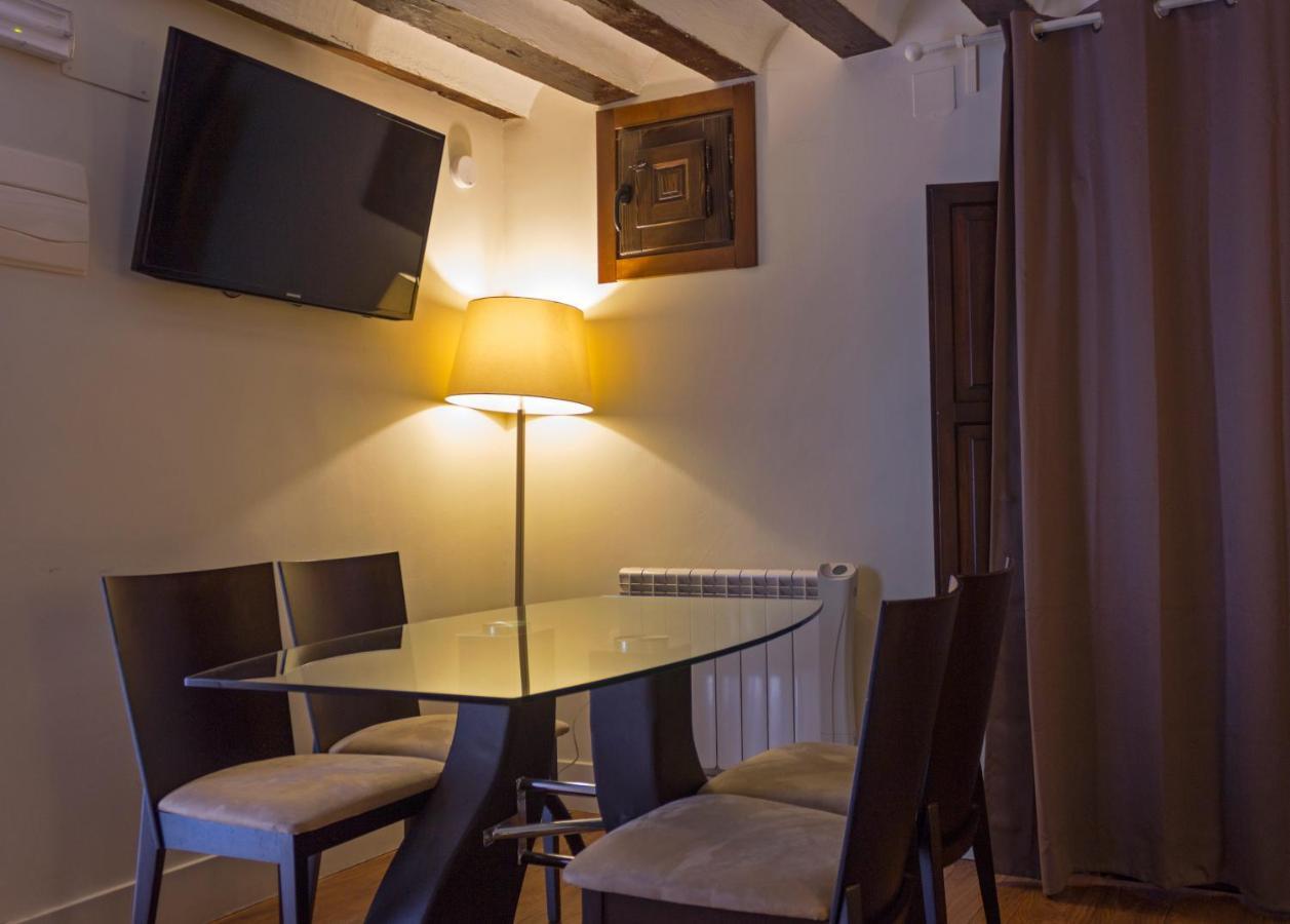 Los Ojos De La Mora Apartamentos Boutique Cuenca  Bagian luar foto