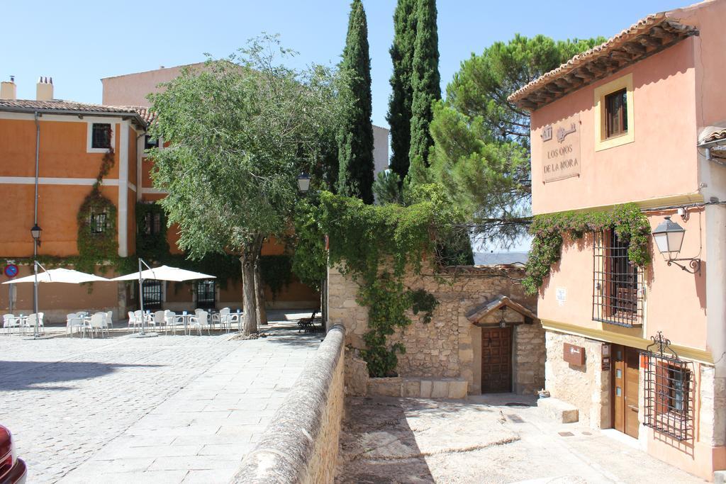 Los Ojos De La Mora Apartamentos Boutique Cuenca  Bagian luar foto
