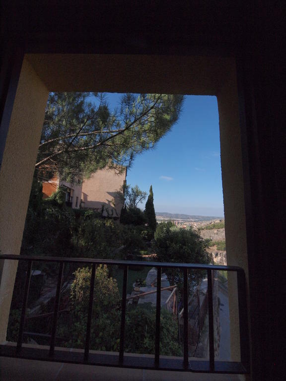 Los Ojos De La Mora Apartamentos Boutique Cuenca  Ruang foto