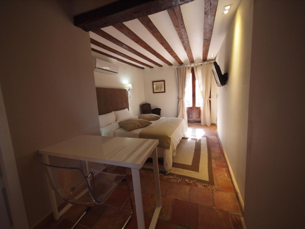 Los Ojos De La Mora Apartamentos Boutique Cuenca  Bagian luar foto