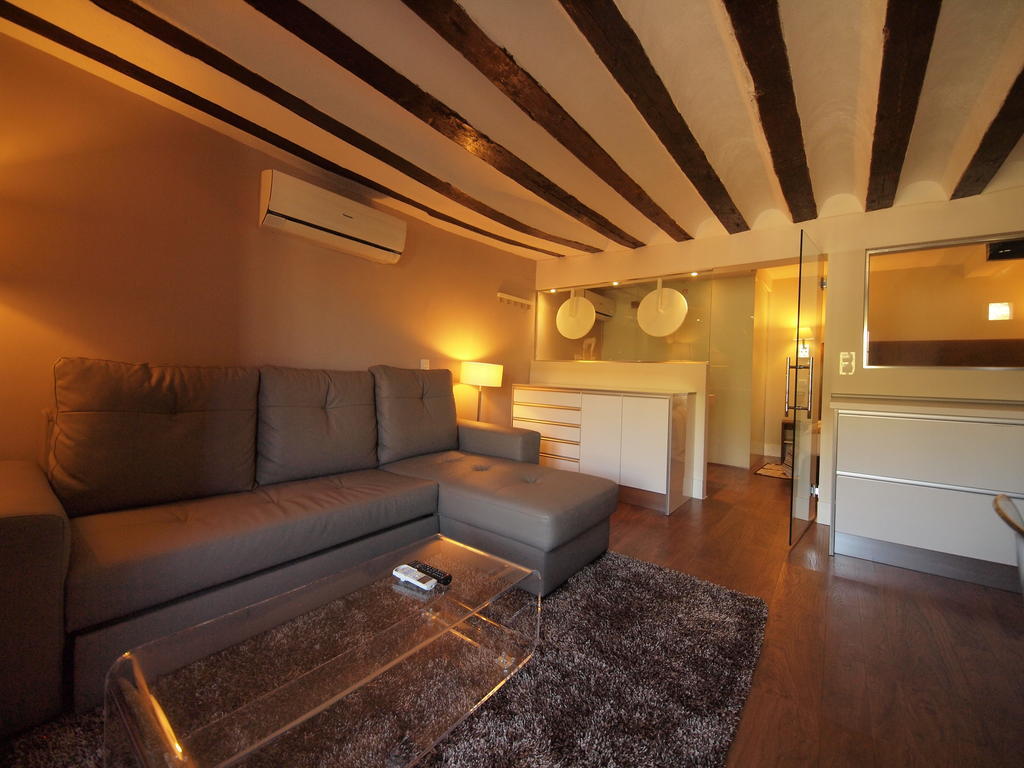 Los Ojos De La Mora Apartamentos Boutique Cuenca  Ruang foto