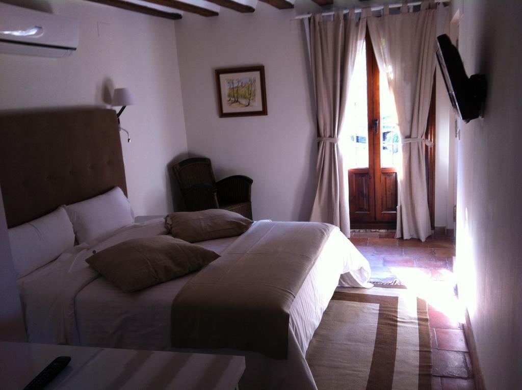 Los Ojos De La Mora Apartamentos Boutique Cuenca  Bagian luar foto