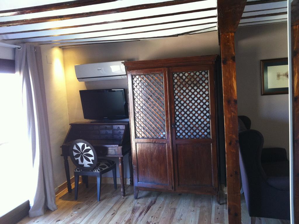 Los Ojos De La Mora Apartamentos Boutique Cuenca  Bagian luar foto