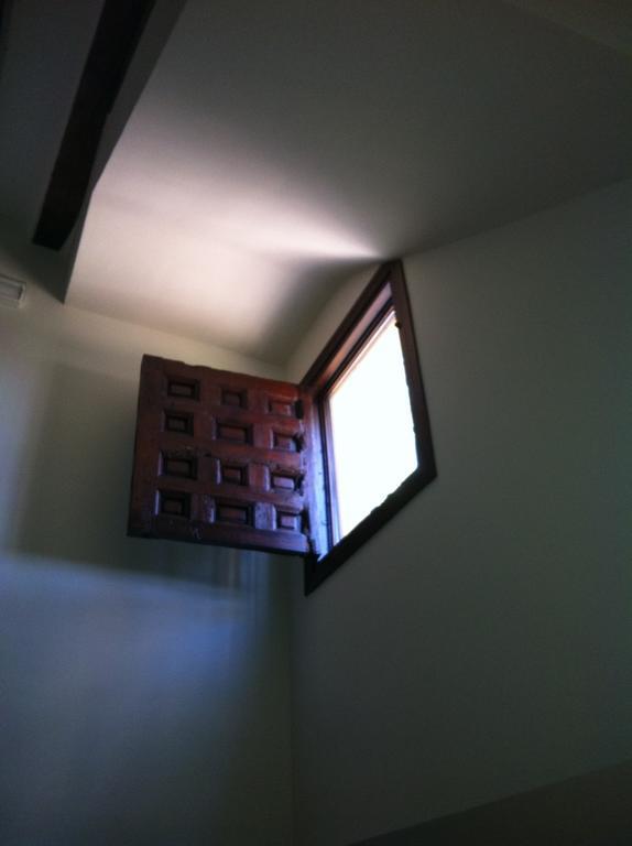 Los Ojos De La Mora Apartamentos Boutique Cuenca  Bagian luar foto
